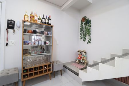 Apartamento para alugar com 180m², 2 quartos e 2 vagasSala