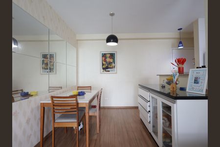 Apartamento à venda com 72m², 3 quartos e 2 vagasSala