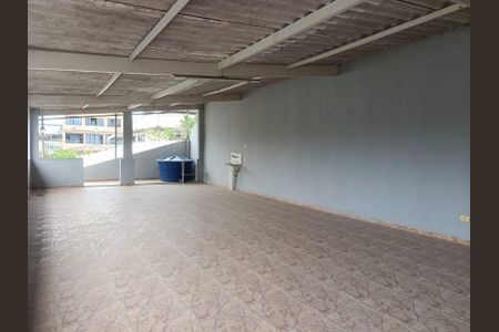 Casa para alugar com 100m², 2 quartos e 3 vagas Casa para alugar com 100m², 2 quartos e 3 vagasTerraço