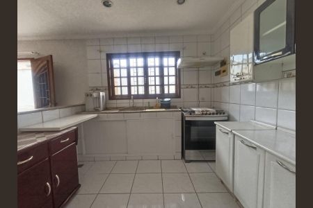 Casa para alugar com 100m², 2 quartos e 3 vagas Casa para alugar com 100m², 2 quartos e 3 vagasCozinha