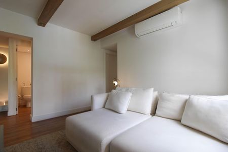 Apartamento à venda com 220m², 2 quartos e 3 vagasSala