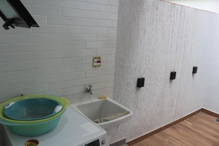 Casa à venda com 117m², 2 quartos e 1 vagaÁrea de Serviço