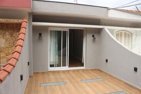 Casa à venda com 117m², 2 quartos e 1 vagaVaranda