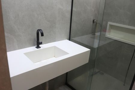 Casa à venda com 117m², 2 quartos e 1 vagaBanheiro 2