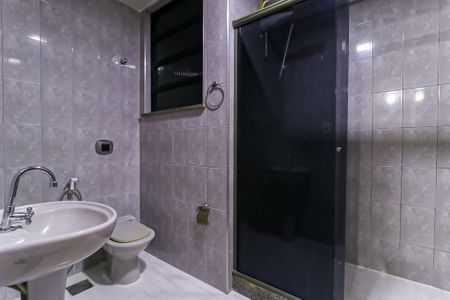Apartamento para alugar com 90m², 2 quartos e 1 vaga Apartamento para alugar com 90m², 2 quartos e 1 vagaBanheiro