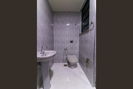 Apartamento para alugar com 90m², 2 quartos e 1 vaga Apartamento para alugar com 90m², 2 quartos e 1 vagaBanheiro