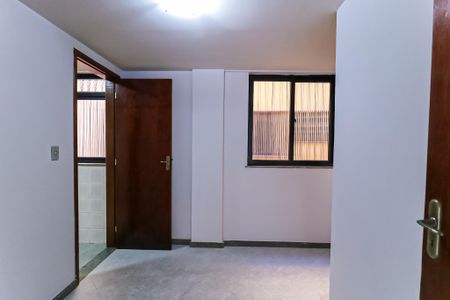 Apartamento para alugar com 90m², 2 quartos e 1 vaga Apartamento para alugar com 90m², 2 quartos e 1 vagaQuarto de Serviço