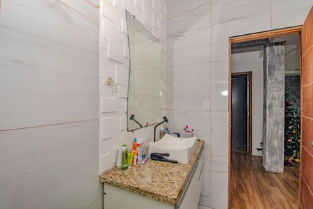 Casa à venda com 200m², 2 quartos e 1 vagaBanheiro