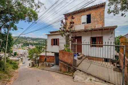 Casa à venda com 200m², 2 quartos e 1 vagaFachada