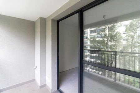 Varanda de kitnet/studio à venda com 1 quarto, 24m² em Brooklin, São Paulo