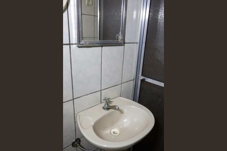 Casa para alugar com 42m², 1 quarto e sem vaga Casa para alugar com 42m², 1 quarto e sem vagaBanheiro