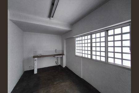 Casa à venda com 160m², 4 quartos e 2 vagas Casa à venda com 160m², 4 quartos e 2 vagasCozinha