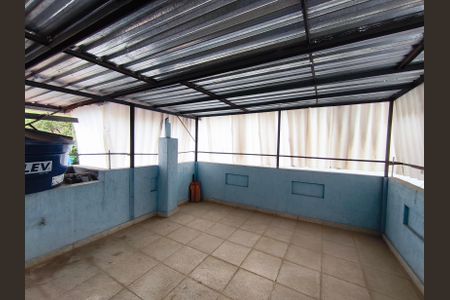 Casa à venda com 160m², 4 quartos e 2 vagas Casa à venda com 160m², 4 quartos e 2 vagasÁrea Externa