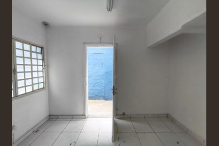 Casa à venda com 160m², 4 quartos e 2 vagas Casa à venda com 160m², 4 quartos e 2 vagasCozinha