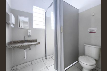 Casa à venda com 160m², 4 quartos e 2 vagas Casa à venda com 160m², 4 quartos e 2 vagasBanheiro 2