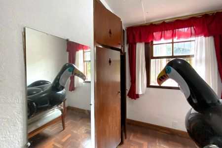 Casa à venda com 871m², 5 quartos e 10 vagas Casa à venda com 871m², 5 quartos e 10 vagasQuarto de Serviço 2