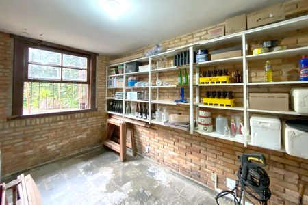 Casa à venda com 871m², 5 quartos e 10 vagas Casa à venda com 871m², 5 quartos e 10 vagasDepósito