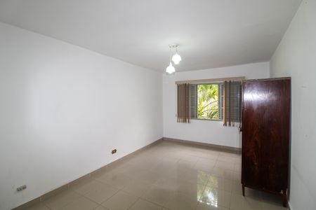 Casa à venda com 280m², 2 quartos e 2 vagas Casa à venda com 280m², 2 quartos e 2 vagasQuarto 2