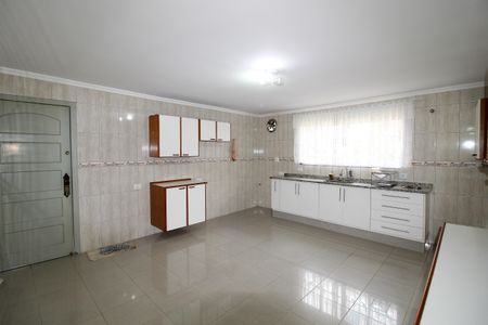 Casa à venda com 280m², 2 quartos e 2 vagas Casa à venda com 280m², 2 quartos e 2 vagasCozinha