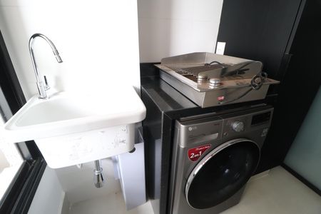 Apartamento para alugar com 77m², 2 quartos e 2 vagasÁrea de Serviço