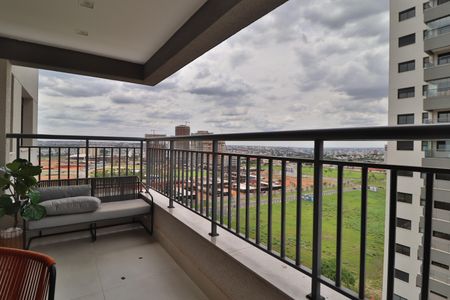 Apartamento para alugar com 77m², 2 quartos e 2 vagasVaranda