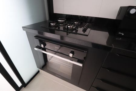 Apartamento para alugar com 77m², 2 quartos e 2 vagasCozinha