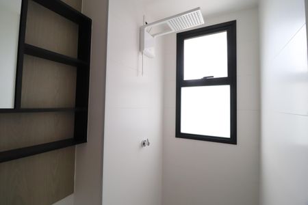 Apartamento para alugar com 77m², 2 quartos e 2 vagasBanheiro Suíte