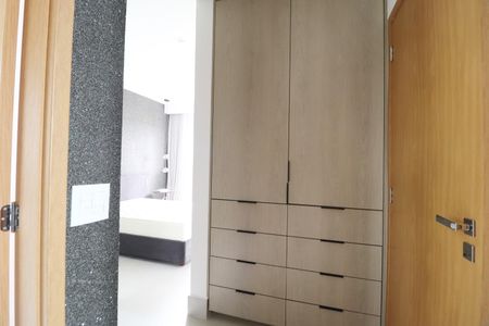 Apartamento para alugar com 77m², 2 quartos e 2 vagasSuíte 2