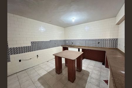 Casa para alugar com 500m², 3 quartos e 5 vagasCozinha