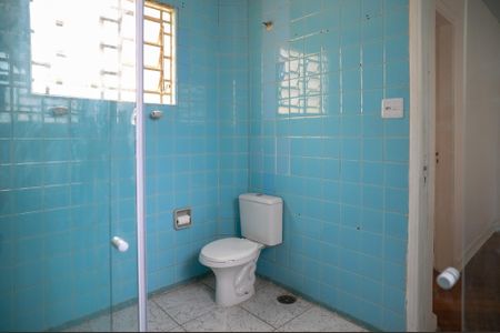 Casa à venda com 170m², 3 quartos e 3 vagas Casa à venda com 170m², 3 quartos e 3 vagasBanheiro Social