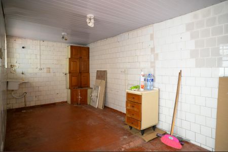 Casa à venda com 170m², 3 quartos e 3 vagas Casa à venda com 170m², 3 quartos e 3 vagasDepósito