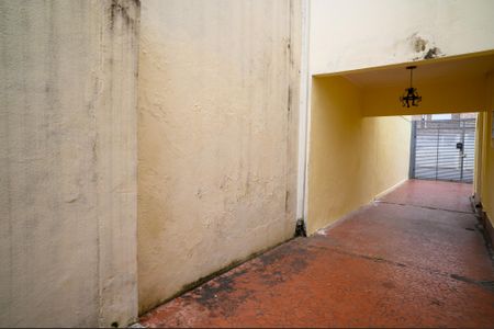 Casa à venda com 170m², 3 quartos e 3 vagas Casa à venda com 170m², 3 quartos e 3 vagasQuintal