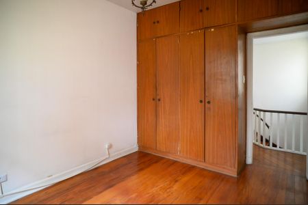 Casa à venda com 170m², 3 quartos e 3 vagas Casa à venda com 170m², 3 quartos e 3 vagasQuarto 3