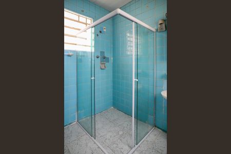 Casa à venda com 170m², 3 quartos e 3 vagas Casa à venda com 170m², 3 quartos e 3 vagasBanheiro Social