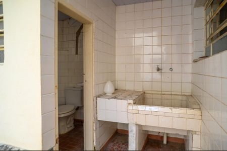 Casa à venda com 170m², 3 quartos e 3 vagas Casa à venda com 170m², 3 quartos e 3 vagasÁrea de Serviço