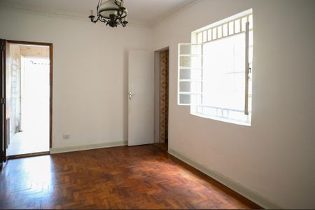 Casa à venda com 170m², 3 quartos e 3 vagas Casa à venda com 170m², 3 quartos e 3 vagasSala de Jantar