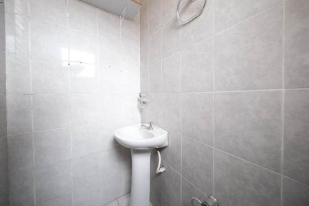 Casa para alugar com 45m², 2 quartos e sem vagaBanheiro