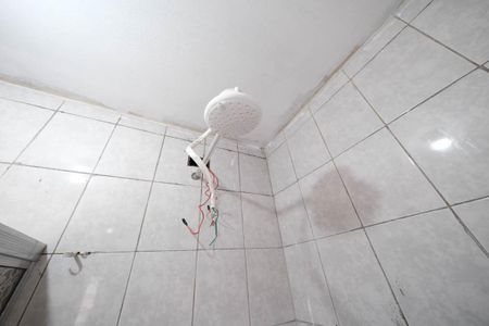 Casa para alugar com 45m², 2 quartos e sem vagaBanheiro da Suíte