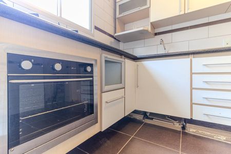 Apartamento para alugar com 64m², 2 quartos e 1 vagaCozinha