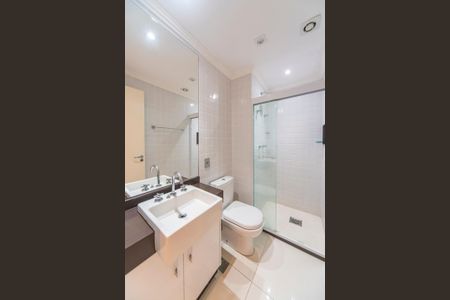 Apartamento à venda com 74m², 2 quartos e 2 vagas Apartamento à venda com 74m², 2 quartos e 2 vagasBanheiro