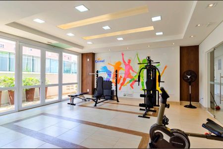 Apartamento à venda com 74m², 2 quartos e 2 vagas Apartamento à venda com 74m², 2 quartos e 2 vagasÁrea comum - Academia