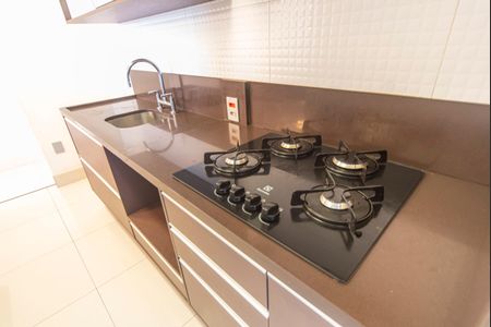 Apartamento à venda com 74m², 2 quartos e 2 vagas Apartamento à venda com 74m², 2 quartos e 2 vagasCozinha