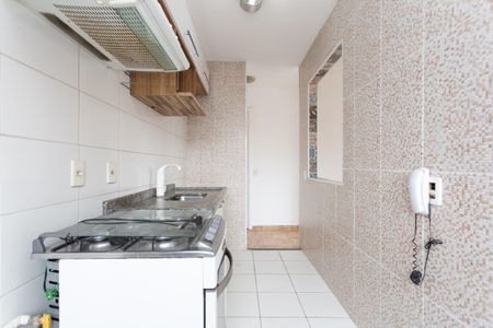 Apartamento para alugar com 45m², 2 quartos e sem vagaCozinha e Área de Serviço