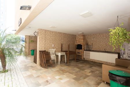 Apartamento para alugar com 45m², 2 quartos e sem vagaÁrea comum - Churrasqueira 1