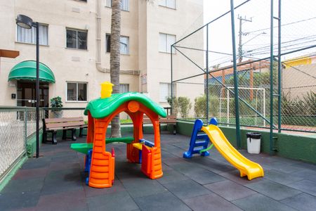 Apartamento para alugar com 45m², 2 quartos e sem vagaÁrea comum - Playground