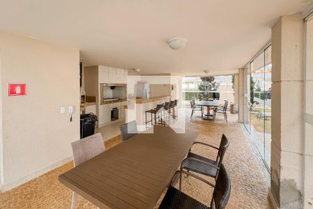 Apartamento à venda com 68m², 2 quartos e 1 vaga Apartamento à venda com 68m², 2 quartos e 1 vagaChurrasqueira