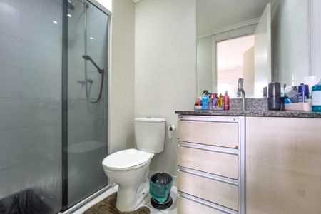 Apartamento à venda com 68m², 2 quartos e 1 vaga Apartamento à venda com 68m², 2 quartos e 1 vagaBanheiro do quarto 1