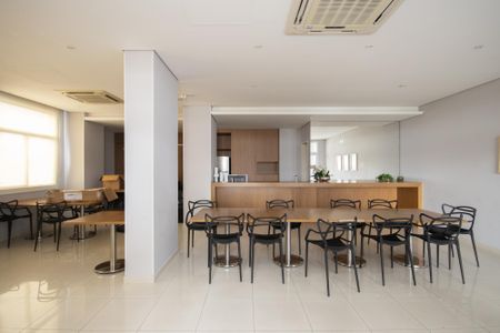 Apartamento à venda com 69m², 2 quartos e 1 vaga Apartamento à venda com 69m², 2 quartos e 1 vagaÁrea comum - Salão de festas