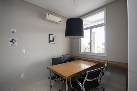 Apartamento à venda com 69m², 2 quartos e 1 vaga Apartamento à venda com 69m², 2 quartos e 1 vagaSala de Coworking