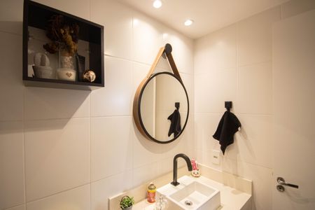 Apartamento à venda com 69m², 2 quartos e 1 vaga Apartamento à venda com 69m², 2 quartos e 1 vagaBanheiro